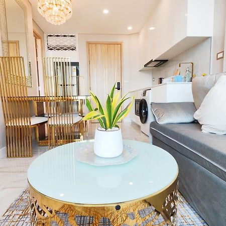 The Astra Sky River Apartment Pantai Jomtien Luaran gambar